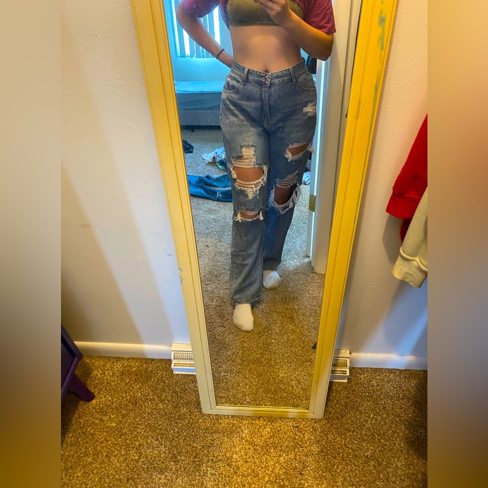 light blue denim mom jeans